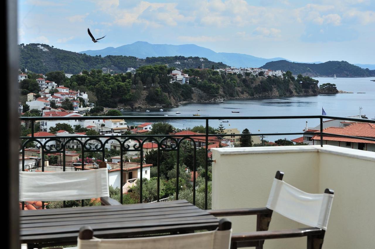 Eye Q Resort Seaview Skiathos Town Exterior photo
