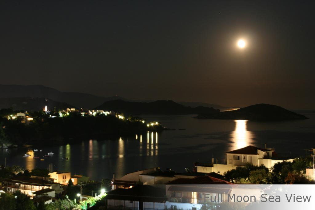 Eye Q Resort Seaview Skiathos Town Exterior photo