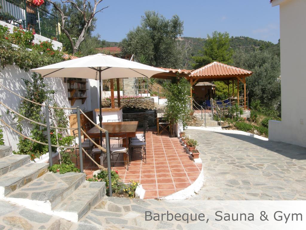 Eye Q Resort Seaview Skiathos Town Exterior photo
