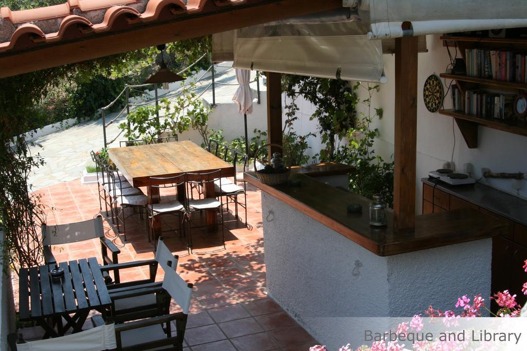 Eye Q Resort Seaview Skiathos Town Exterior photo